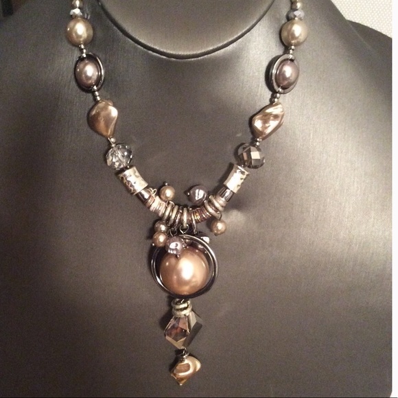 Contemporary Pearl Bead Necklace - Picture 2 of 4